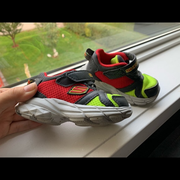 Skechers baby walking shoes - Picture 2 of 5